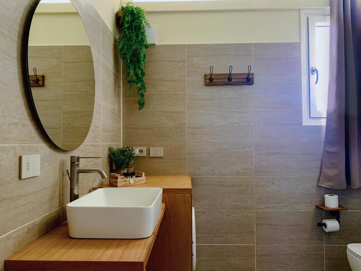 Charming Attic Apartment With Balcony & Swimming Pool Desenzano del Garda Luaran gambar